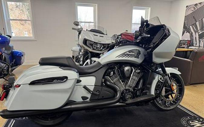 2025 Indian Motorcycle Challenger® Dark Horse® 112 with PowerBand Audio Package