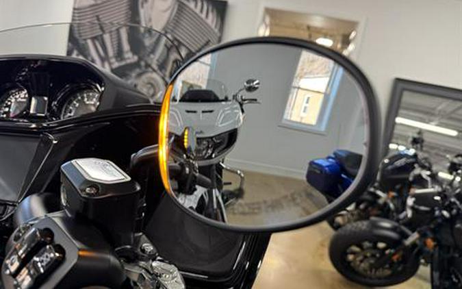 2025 Indian Motorcycle Challenger® Dark Horse® 112 with PowerBand Audio Package