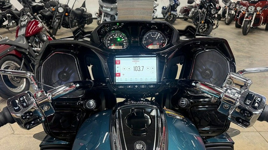 2026 Indian Pursuit Limited 112 W/Powerband Audio Cascade Gre