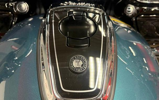 2026 Indian Motorcycle® Pursuit® Limited 112 w/PowerBand Audio Cascade Green with Black Metallic