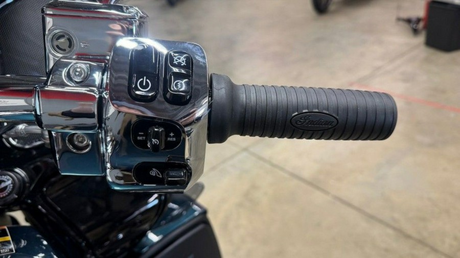 2026 Indian Pursuit Limited 112 W/Powerband Audio Cascade Gre