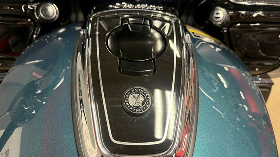 2026 Indian Pursuit Limited 112 W/Powerband Audio Cascade Gre