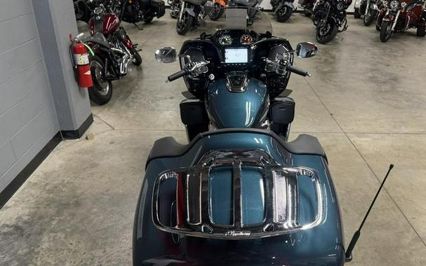 2026 Indian Motorcycle® Pursuit® Limited 112 w/PowerBand Audio Cascade Green with Black Metallic