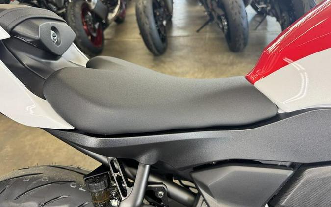 2026 Yamaha YZF-R7 70th Anniversary Edition