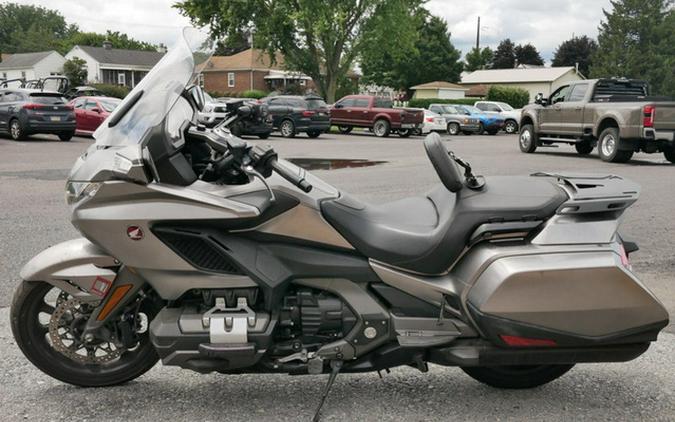 2018 Honda Gold Wing Matte Majestic Silver Candy Ardent Red