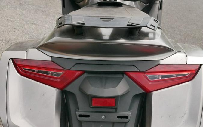 2018 Honda Gold Wing Matte Majestic Silver Candy Ardent Red