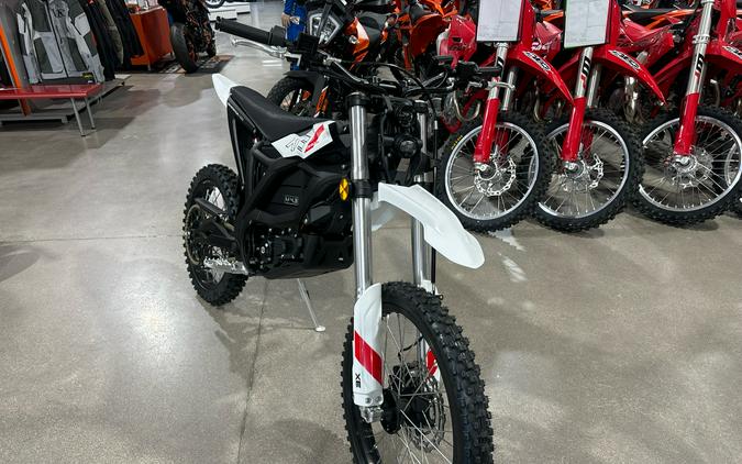 2026 Zero Motorcycles XE