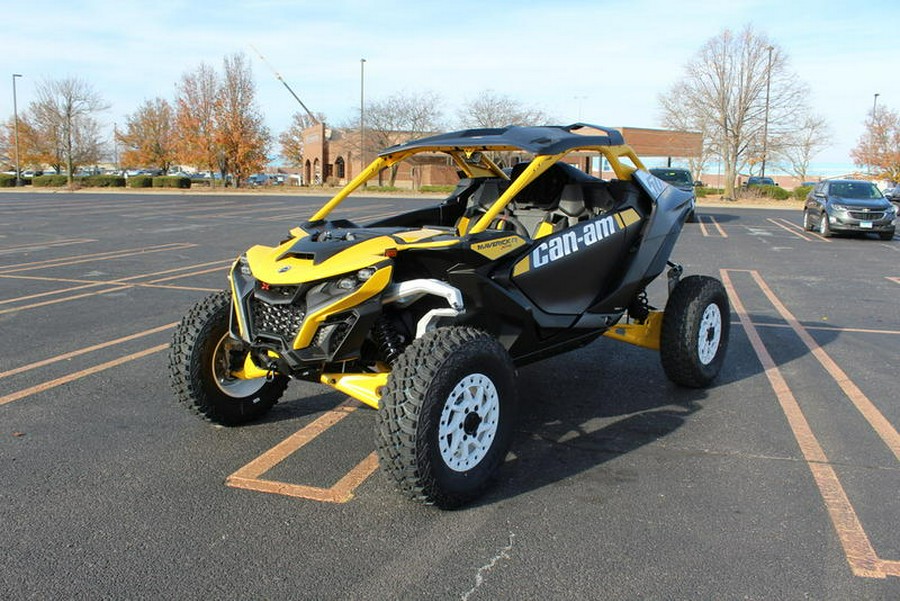 2024 Can-Am® SSV MAV R XRS 77 996NT YL 24 X rs