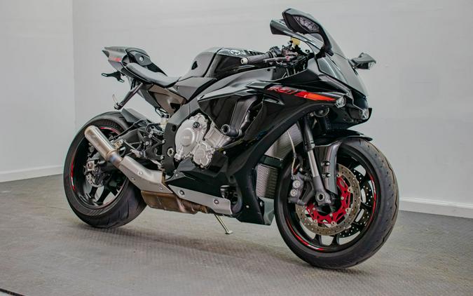 2015 Yamaha YZF-R1