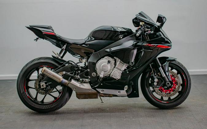 2015 Yamaha YZF-R1