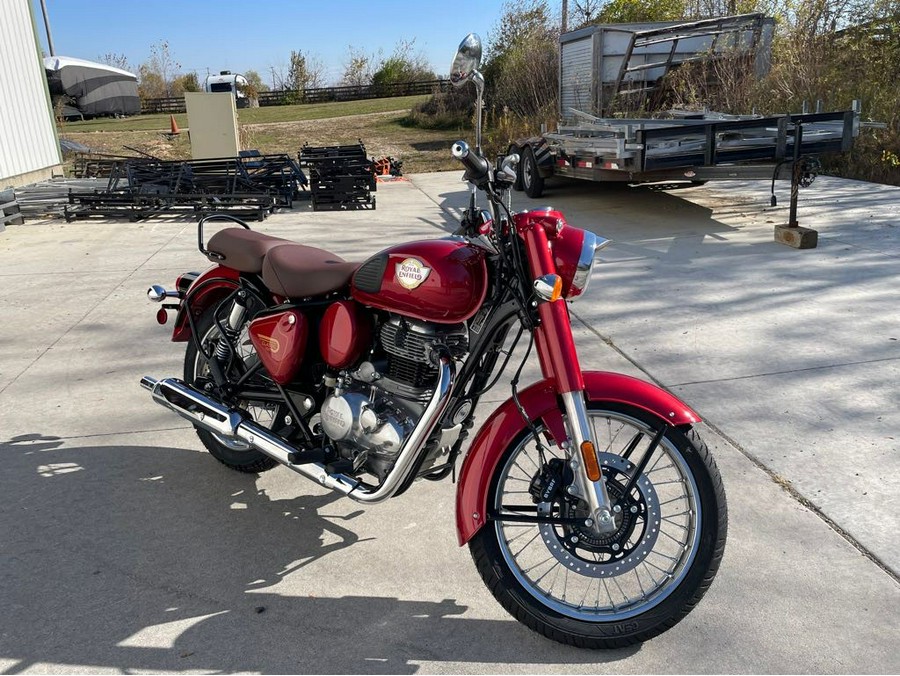 2026 Royal Enfield CLASSIC 350- MADRAS RED