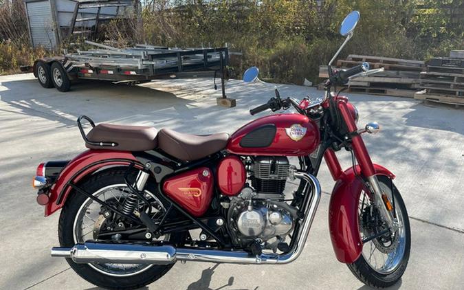 2026 Royal Enfield CLASSIC 350- MADRAS RED