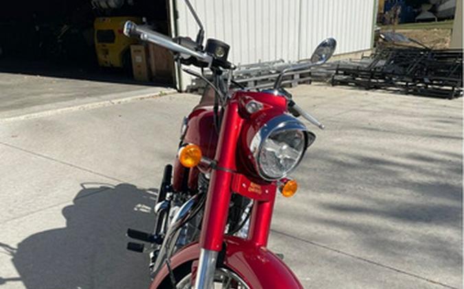 2026 Royal Enfield CLASSIC 350- MADRAS RED