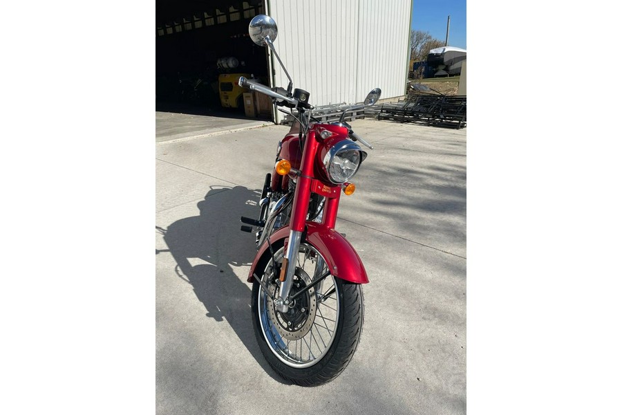 2026 Royal Enfield CLASSIC 350- MADRAS RED