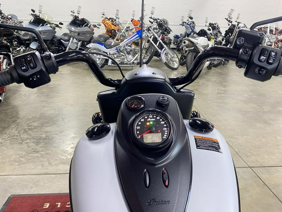 2026 Indian Motorcycle® Springfield ® Dark Horse® Ghost White Metallic Smoke