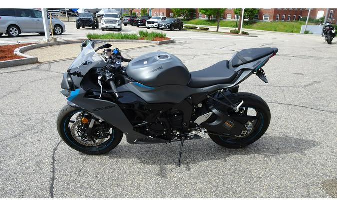 2025 Kawasaki NINJA ZX-6R