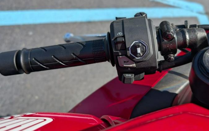 2026 Honda CBR650R E-Clutch