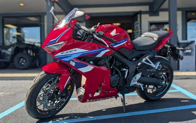 2026 Honda CBR650R E-Clutch