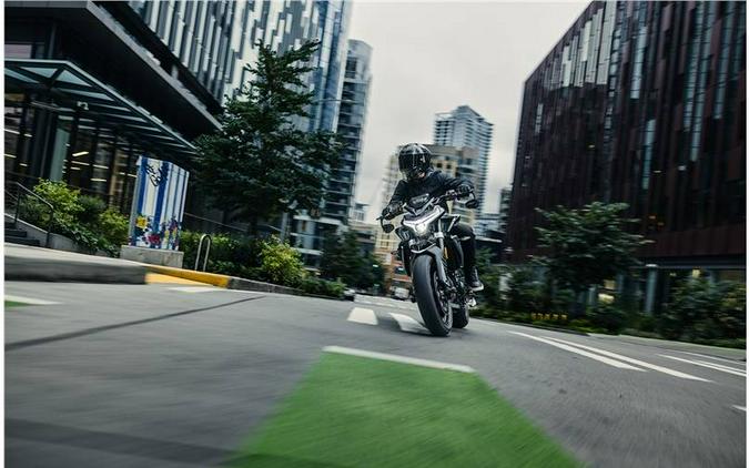 2024 800NK - CFMOTO