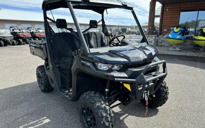 2024 Can-Am™ Defender XT HD10