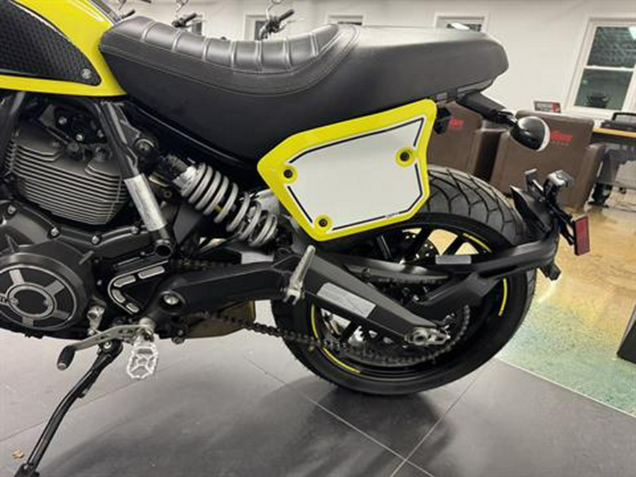 2016 Ducati Scrambler Flat Track Pro