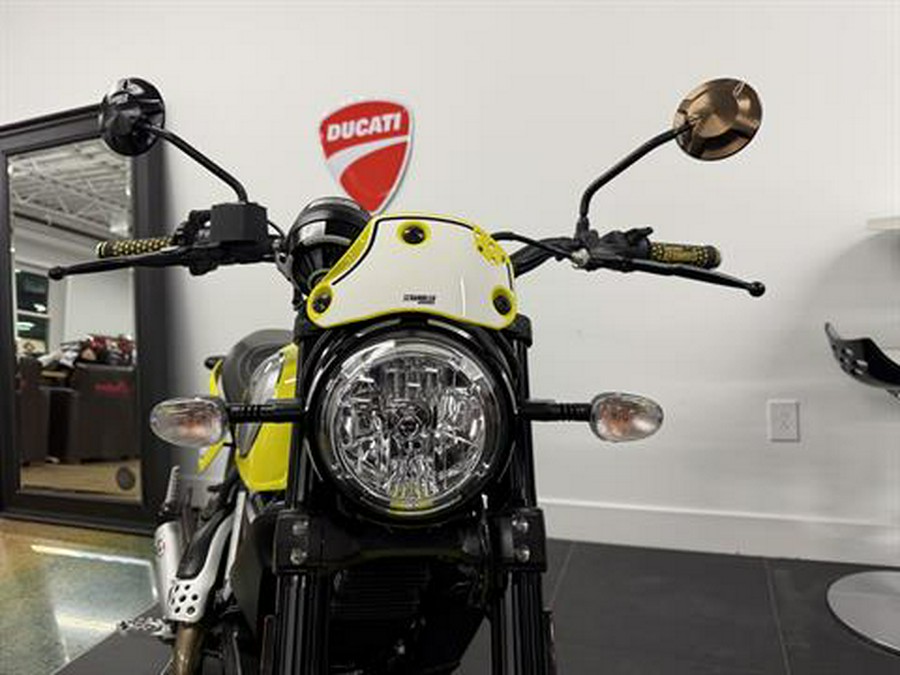 2016 Ducati Scrambler Flat Track Pro