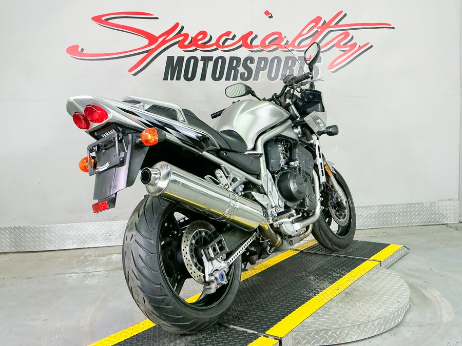 2005 Yamaha FZ1