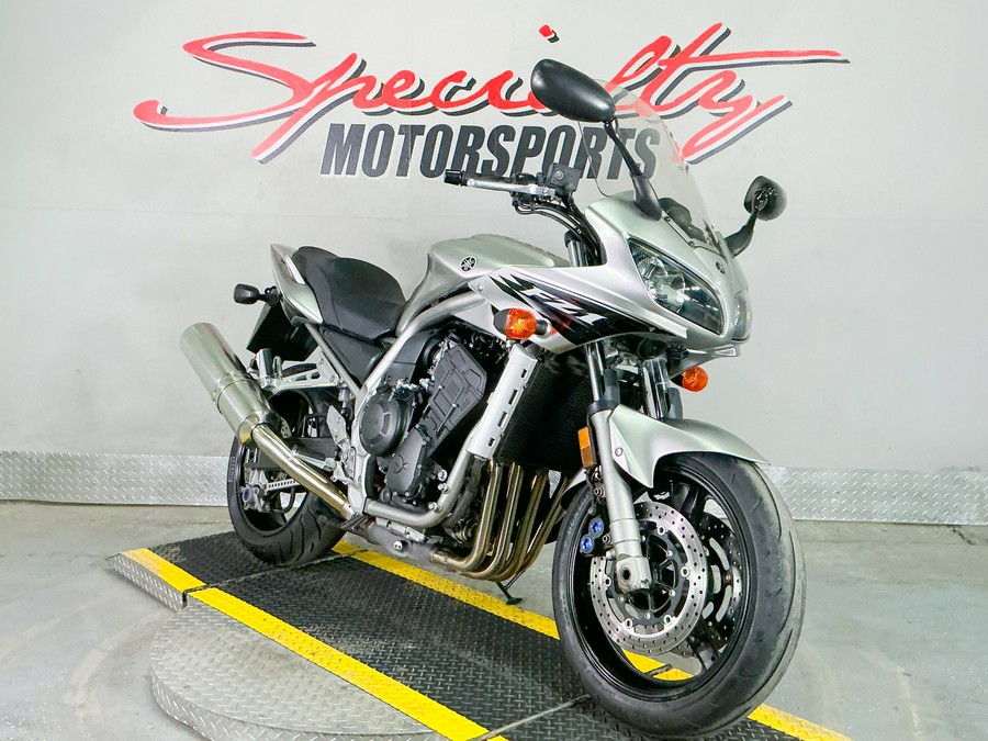 2005 Yamaha FZ1