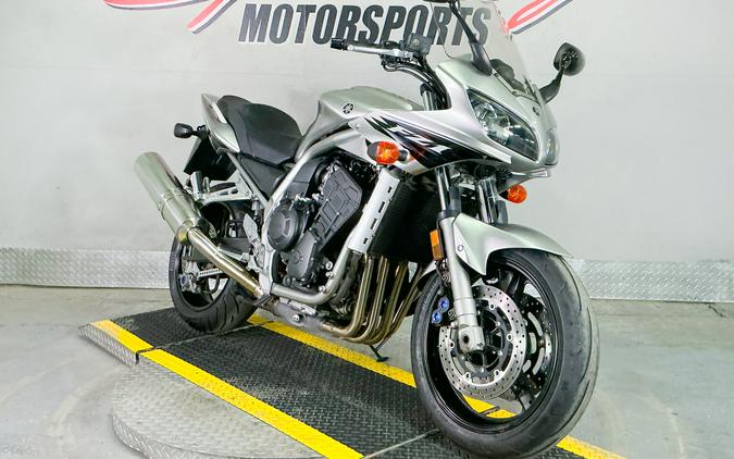 2005 Yamaha FZ1