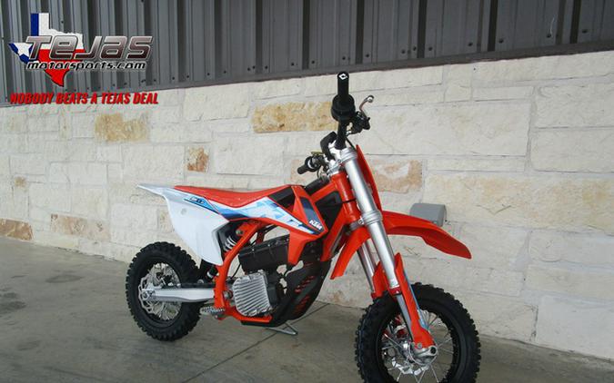 2024 KTM SX-E 3