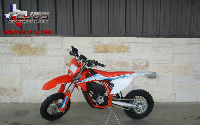 2024 KTM SX-E 3