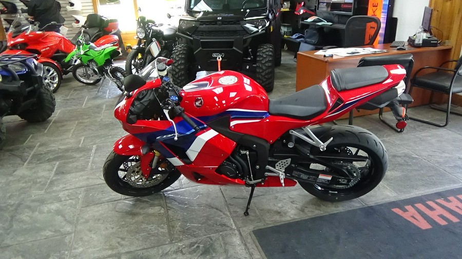 2024 Honda CBR600RR