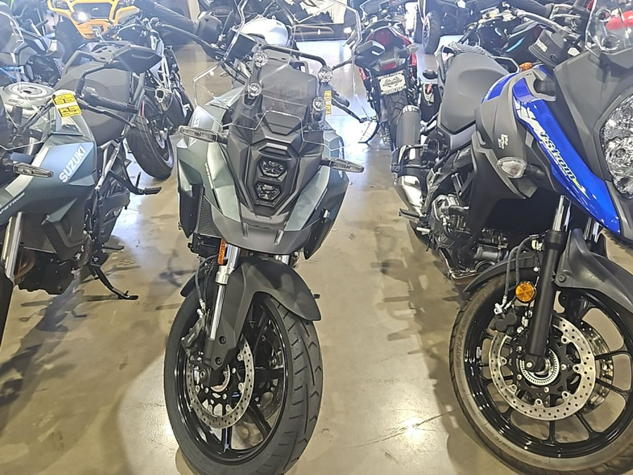 2024 Suzuki V-Storm 800