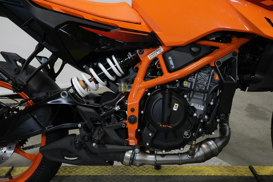 2024 KTM 390 Duke