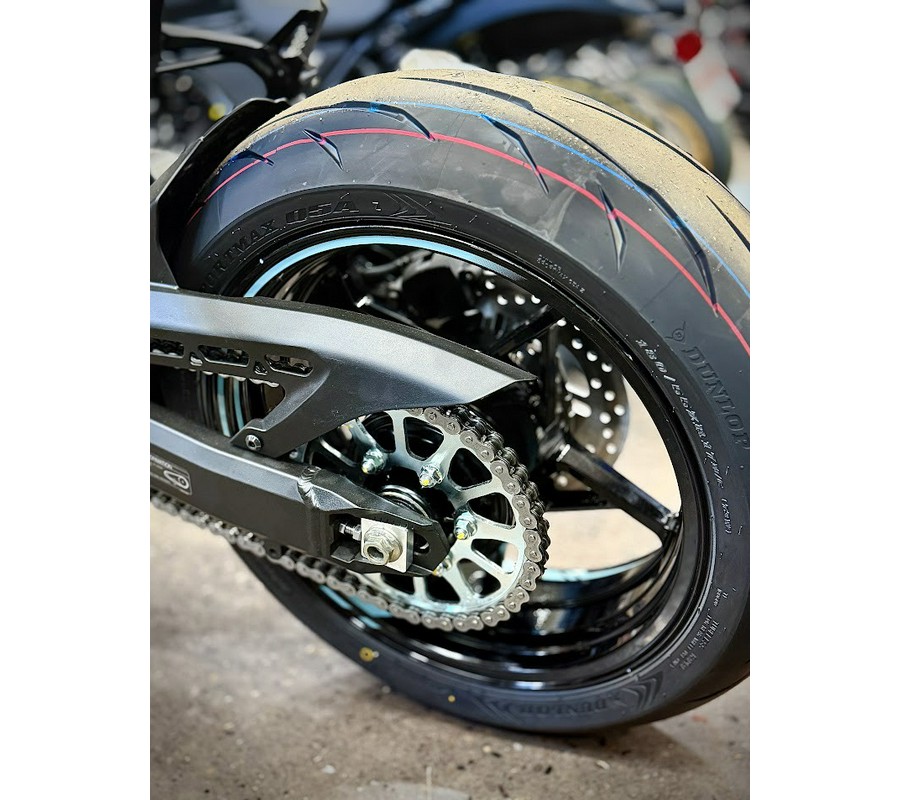 2025 Kawasaki Z900 ABS