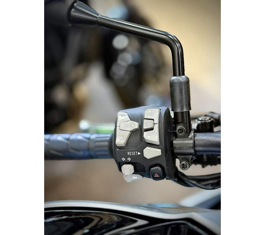 2025 Kawasaki Z900 ABS