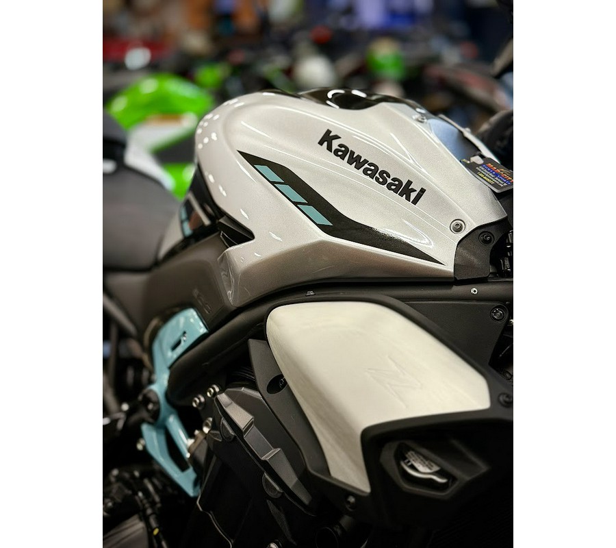 2025 Kawasaki Z900 ABS