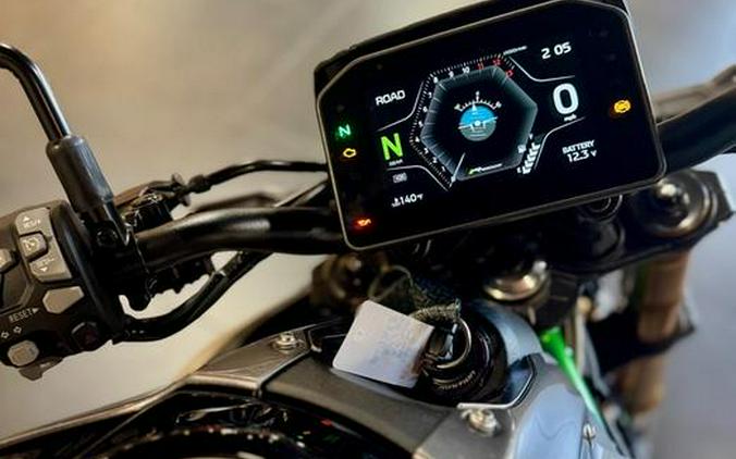 2025 Kawasaki Z900 SE ABS