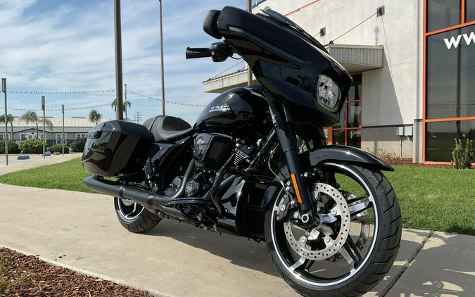 FLHX 2026 Street Glide®