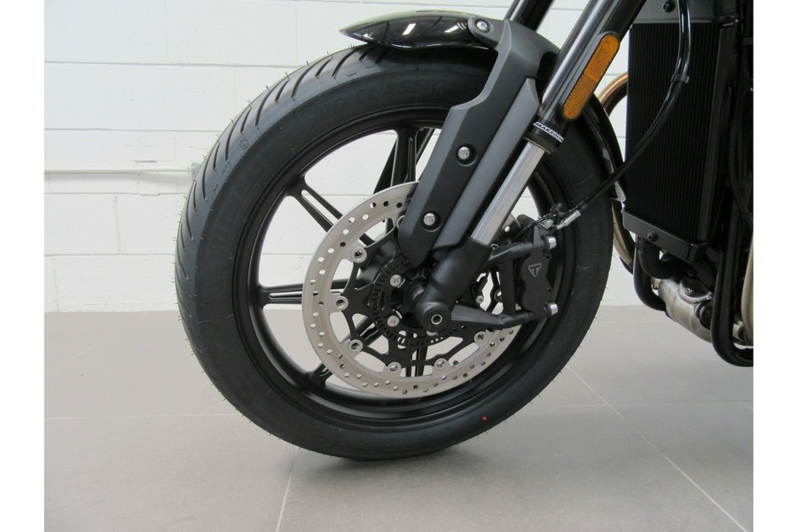 2025 SPEED TWIN 900 - Triumph