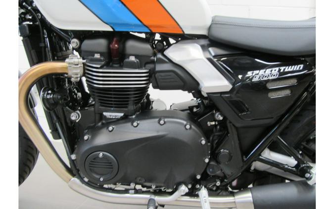 2025 SPEED TWIN 900 - Triumph