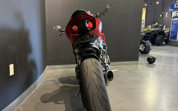 2022 Ducati Streetfighter V2