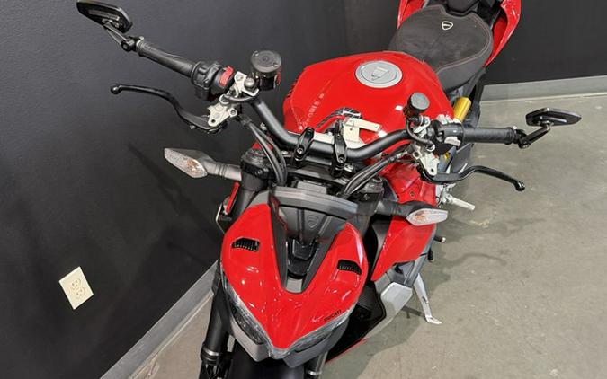 2022 Ducati Streetfighter V2