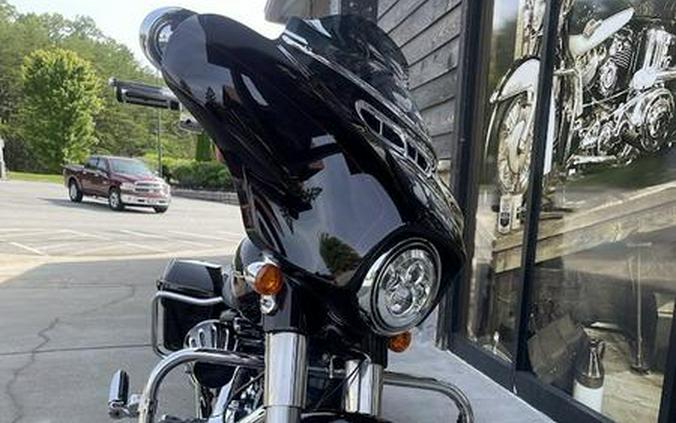 2014 Harley-Davidson® FLHXS - Street Glide® Special