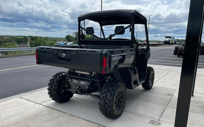 2023 Can-Am® Defender XT HD10