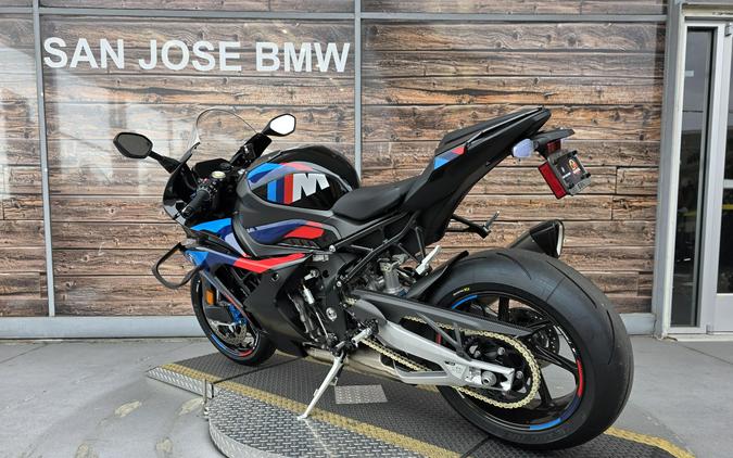 2026 BMW M 1000 RR