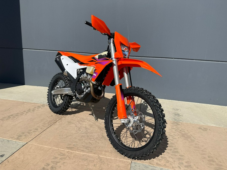 2024 KTM 350 XW-F