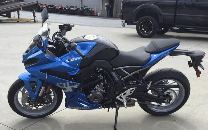 2024 Suzuki GSX-8R