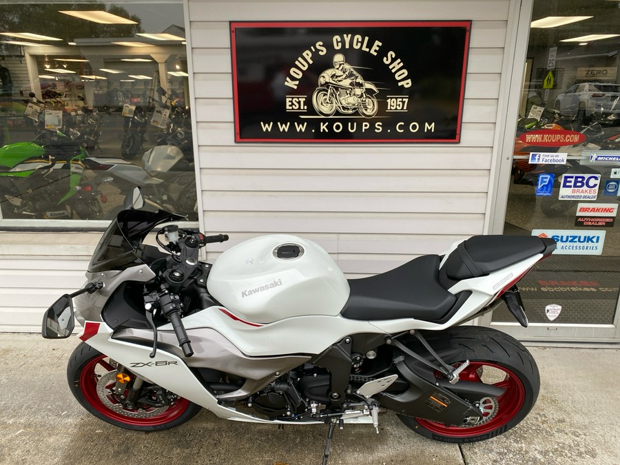 2025 Kawasaki Ninja ZX-6R