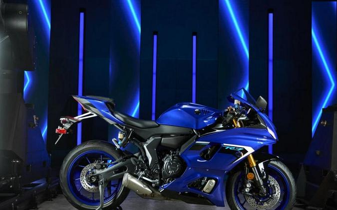 2025 Yamaha YZF-R7